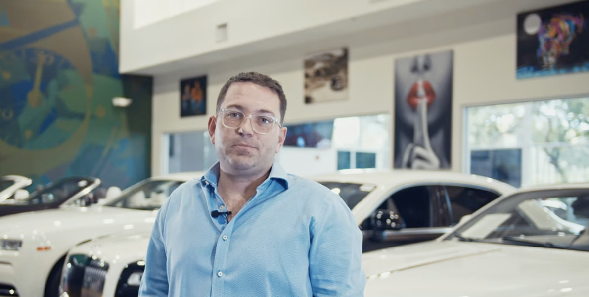 Max Matterknowski — Business Manager, HGreg Lux