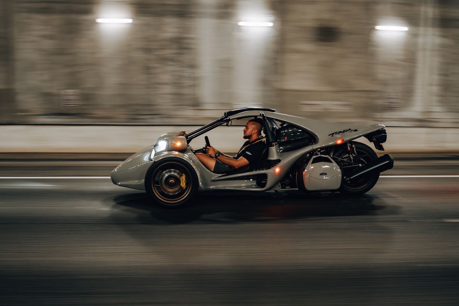 Campagna T-Rex — night drive