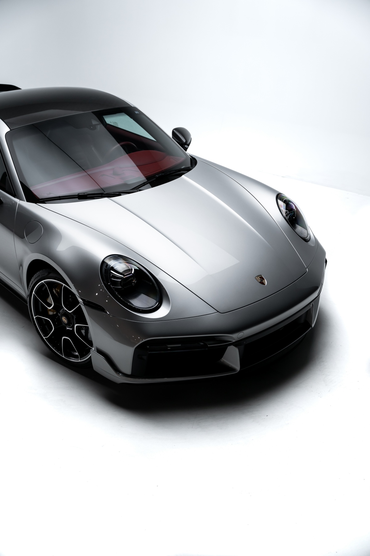 Silver Porsche 911 Turbo S studio front detail